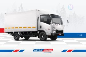 ISUZU ELF NLR 4 BAN